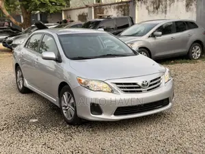 Toyota Corolla 2013 Silver