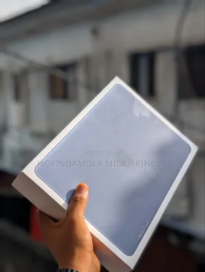 New Laptop Apple MacBook Neo 2026 8GB Intel Core i9 SSD 512GB