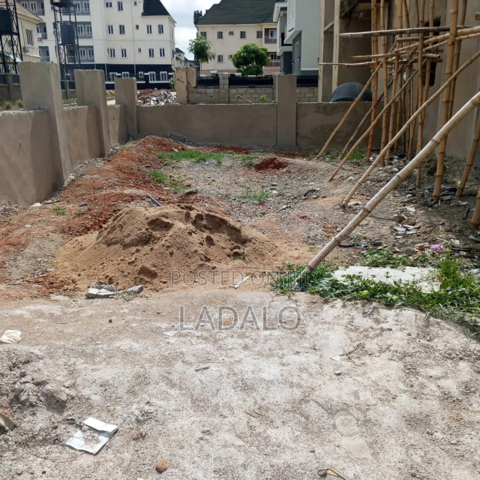 4 Bedroom Semi-Detached Duplex