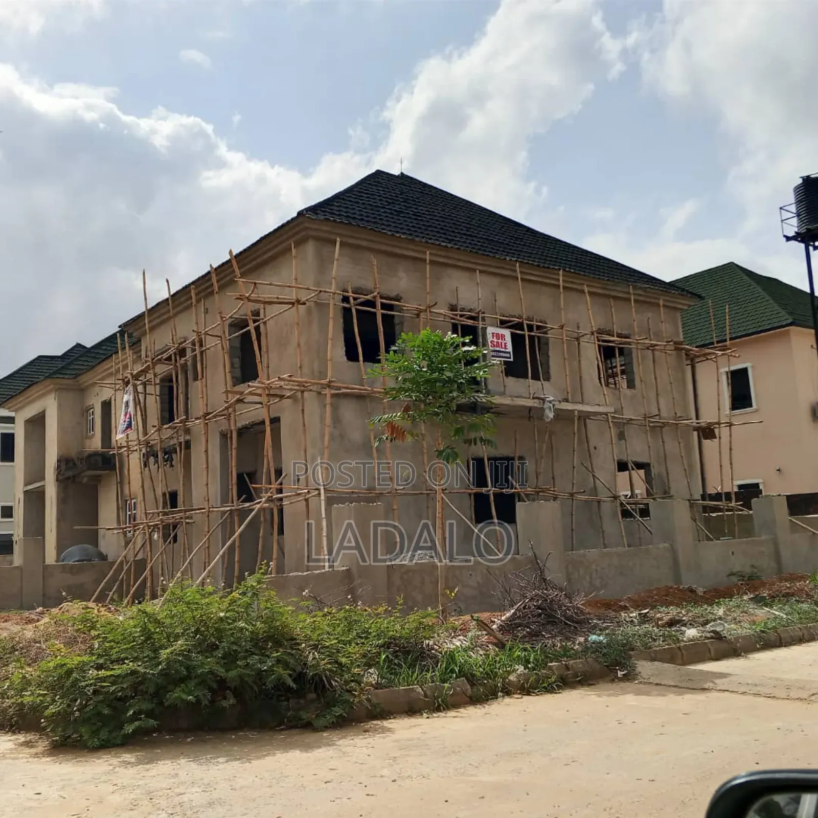 4 Bedroom Semi-Detached Duplex