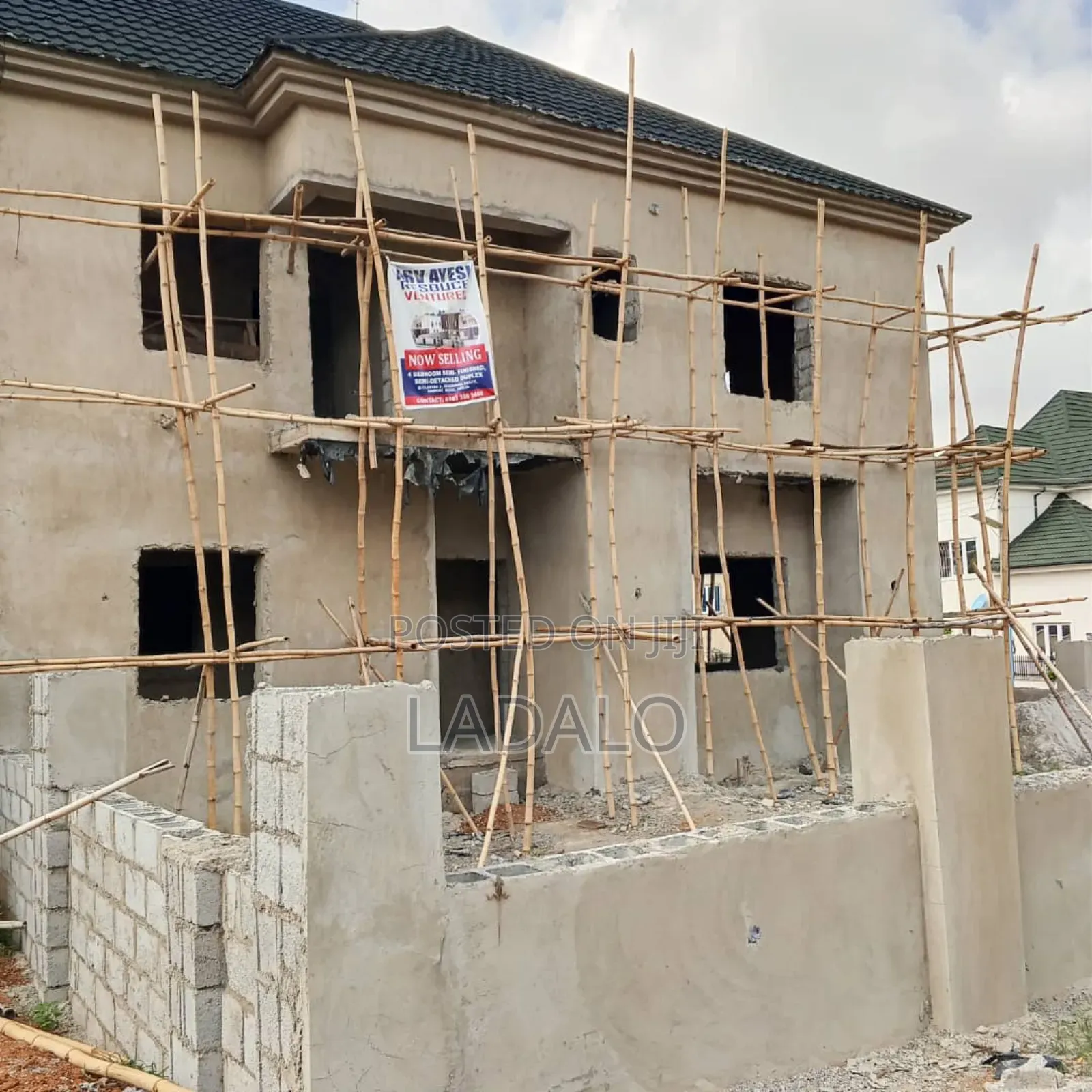 4 Bedroom Semi-Detached Duplex