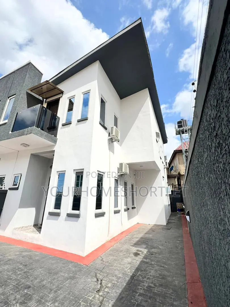 4 / 3 Bedroom Self Compound