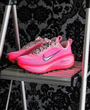 Nike Zoomx Running Sneakers