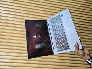 Laptop HP ZBook Studio G8 16GB Intel Core i7 SSD 512GB