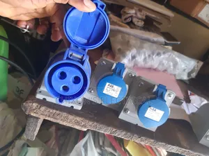 32amp Abb Industrial Socket 3 Pole