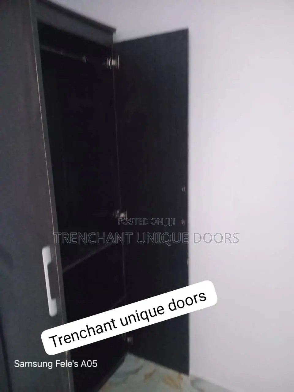 Wardrobe 4ft X 8ft