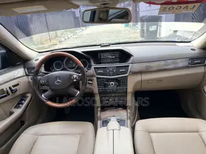 Mercedes-Benz E350 2010 Black