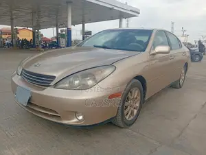 Lexus ES 300 2003 Gold