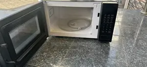 Hisense Microwave 20l