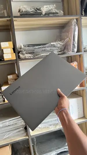 Laptop Lenovo V330 8GB Intel Core i5 SSD 256GB