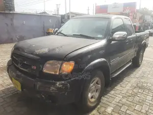 Toyota Tundra 2005 Black