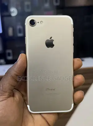Apple iPhone 7 32 GB Rose Gold