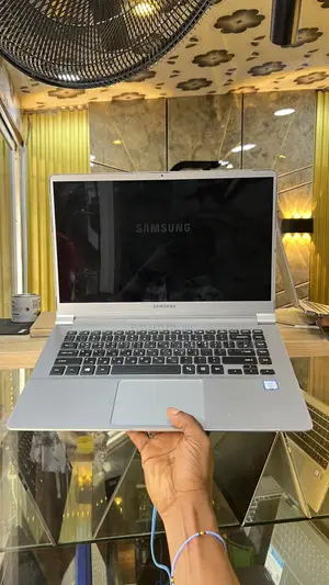 Laptop Samsung Ativ 8GB Intel Core i3 HDD 250GB