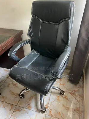 Office Chair and Table for Sell