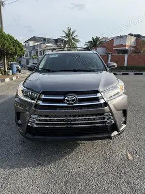 Toyota Highlander Limited 4dr SUV AWD (3.5L 6cyl 6A) 2014 Gray