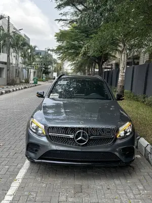 Mercedes-Benz GLC-Class 2019 Burgundy