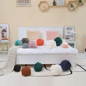 Knot Pillow Balls