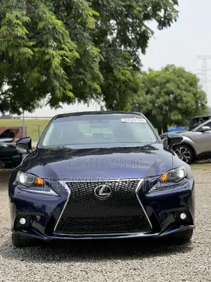 Lexus IS 250 4WD 2014 Blue