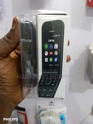 New Nokia 2720 Flip 512 GB Black