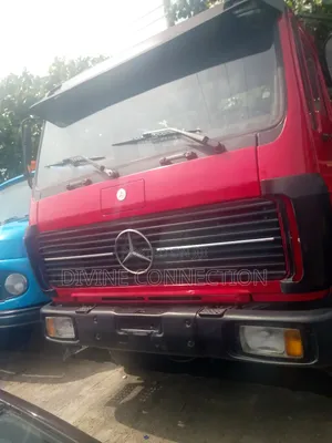 Benz Tipper