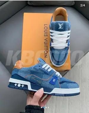 Nike Sneakers