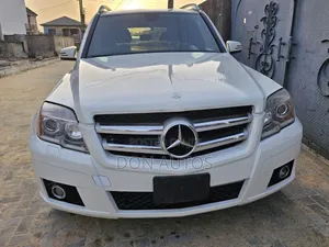 Mercedes-Benz GLK-Class 350 4MATIC 2011 White