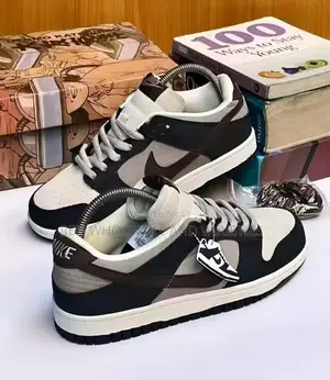 Nike Sneakers