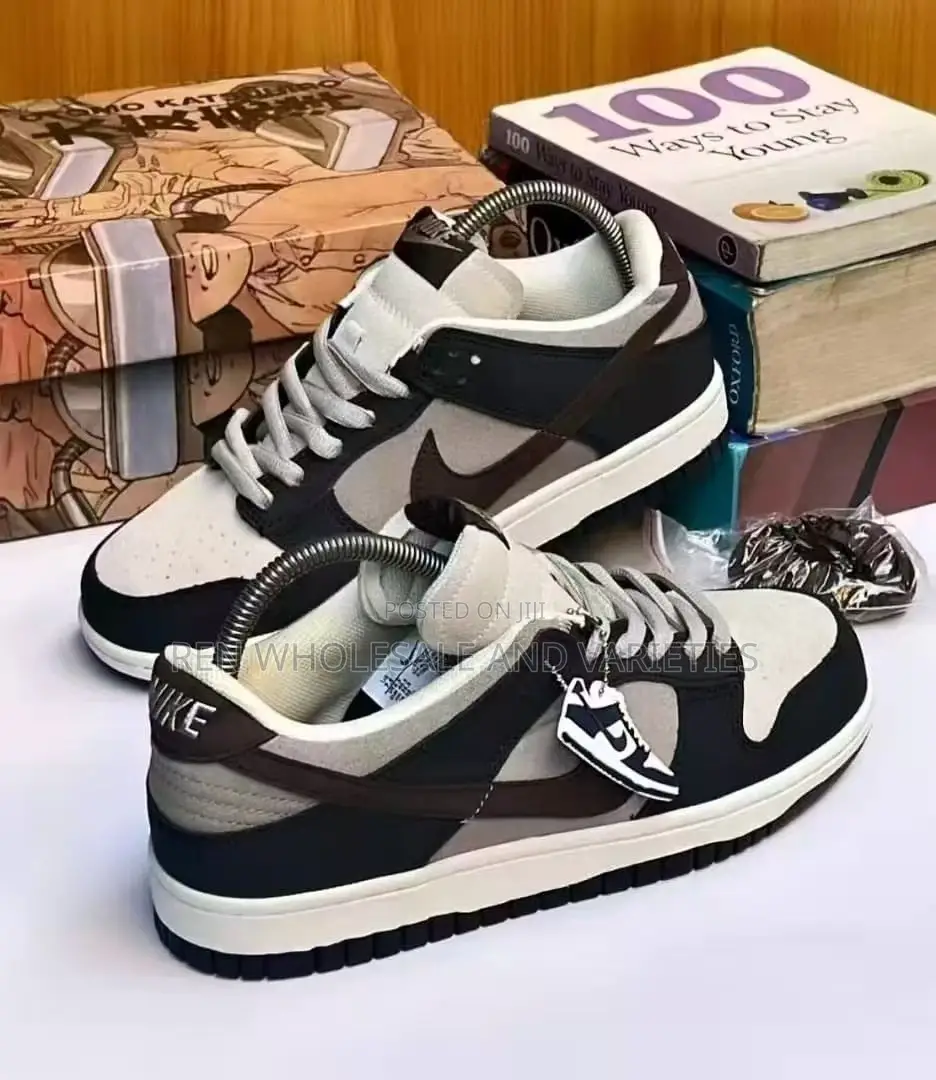 Nike Sneakers