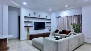 Furnished 2bdrm Apartment in Lekki Phase 1 for rent
