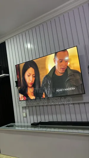 Hisense 65 Inches