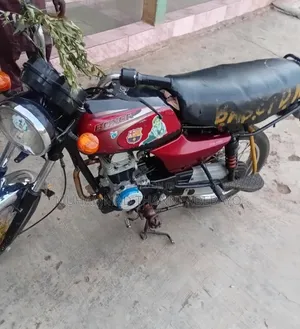 Bajaj Boxer 2024 Red