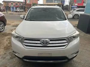 Toyota Highlander 2012 White
