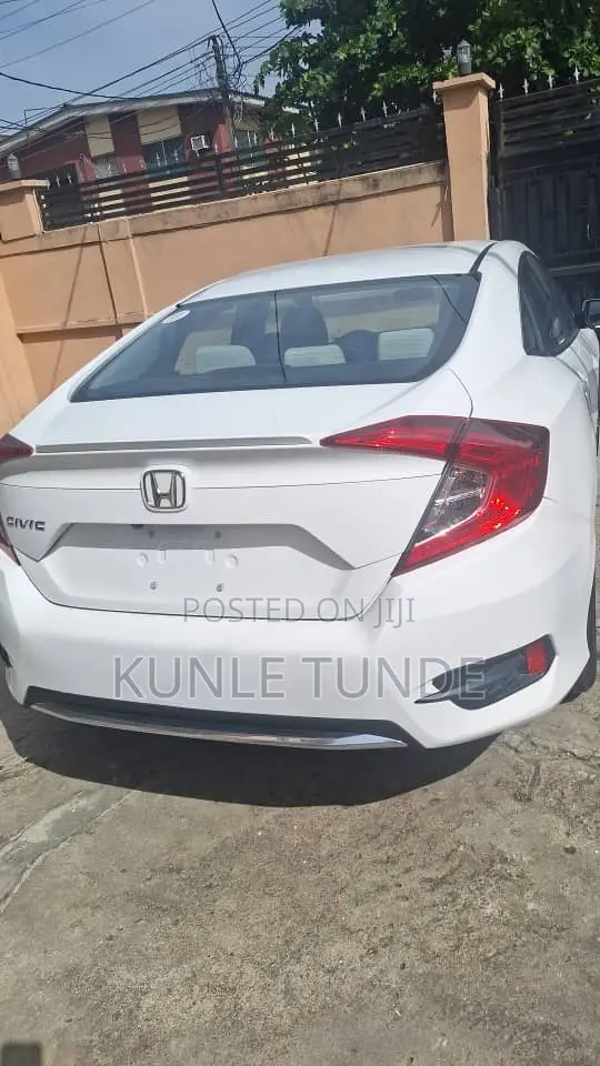 Honda Civic 2019 White