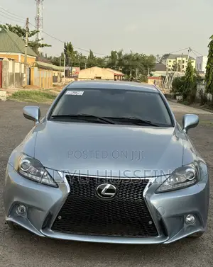 Lexus IS 2010 Blue