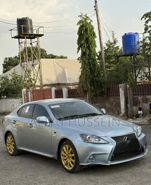 Lexus IS 2010 Blue