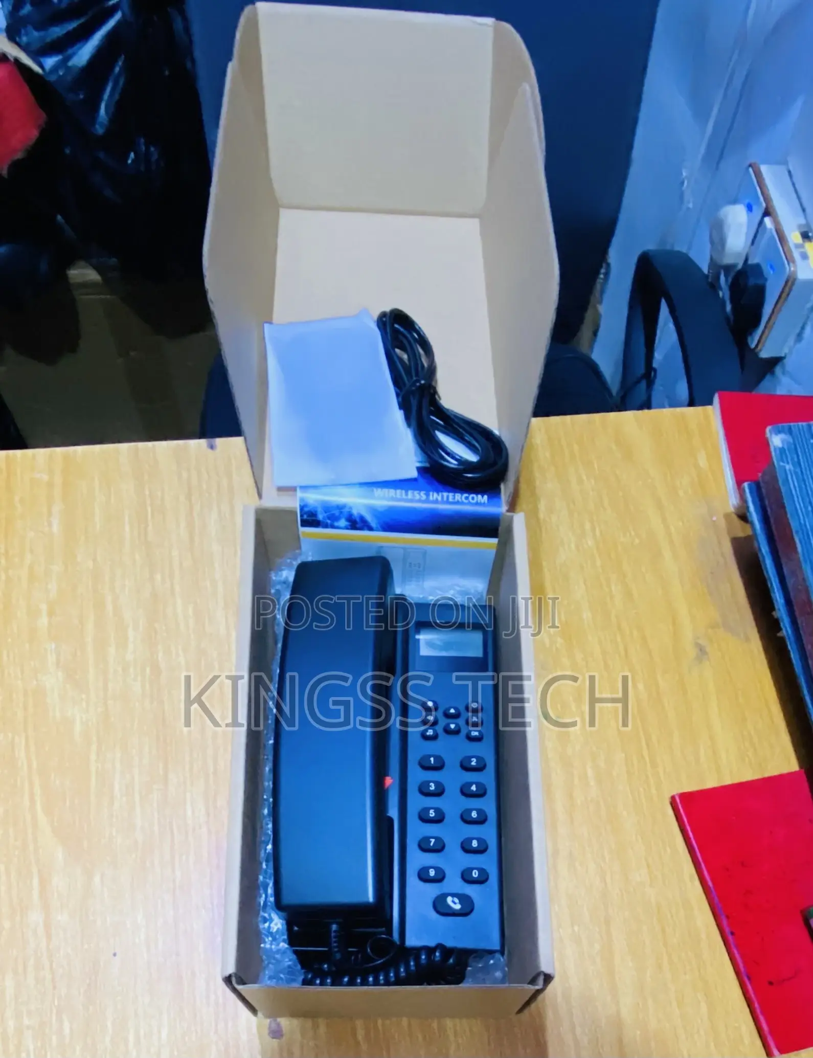 Wireless Intercom (Display)