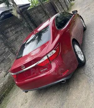 Lexus ES 350 FWD 2013 Red