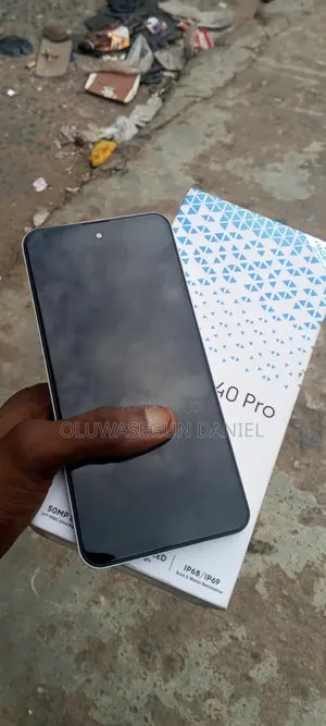 Tecno Camon 40 Pro 5G 256 GB Gray