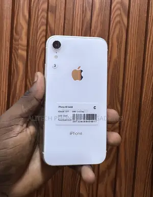 Apple iPhone XR 64 GB White