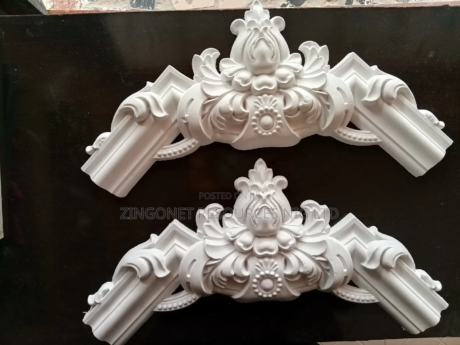Cornices Pop Material