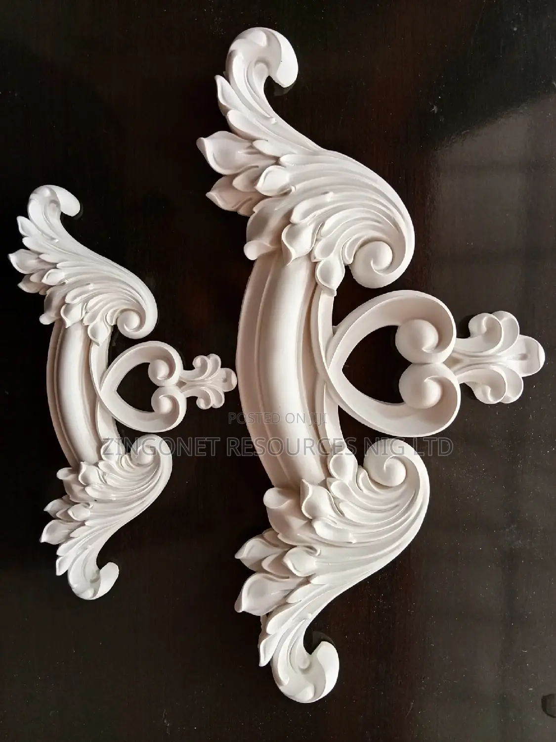 Cornices Pop Material