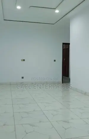 Studio Apartment in Vision Apartment, Chevron for rent
