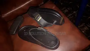 Idsolution Foot Wear