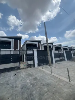 4bdrm Duplex in Abesan Estate for sale