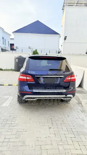 Mercedes-Benz M Class 2015 Blue
