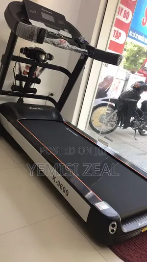 2.5hp With 130kg User Weight, Bluetooth, Incline, Twister