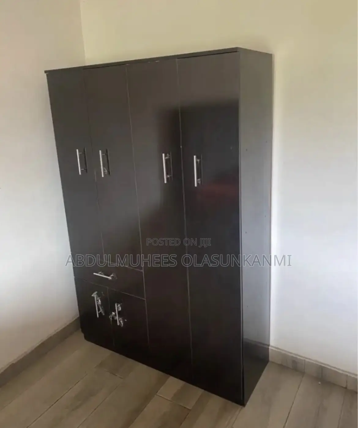 Luxury 4ft by 6ft Wardrobe