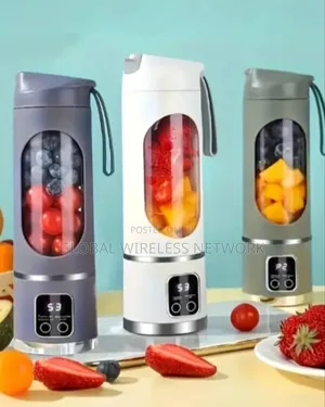 Juicer/Smoothie Maker Machine/Cup - Rechargeable