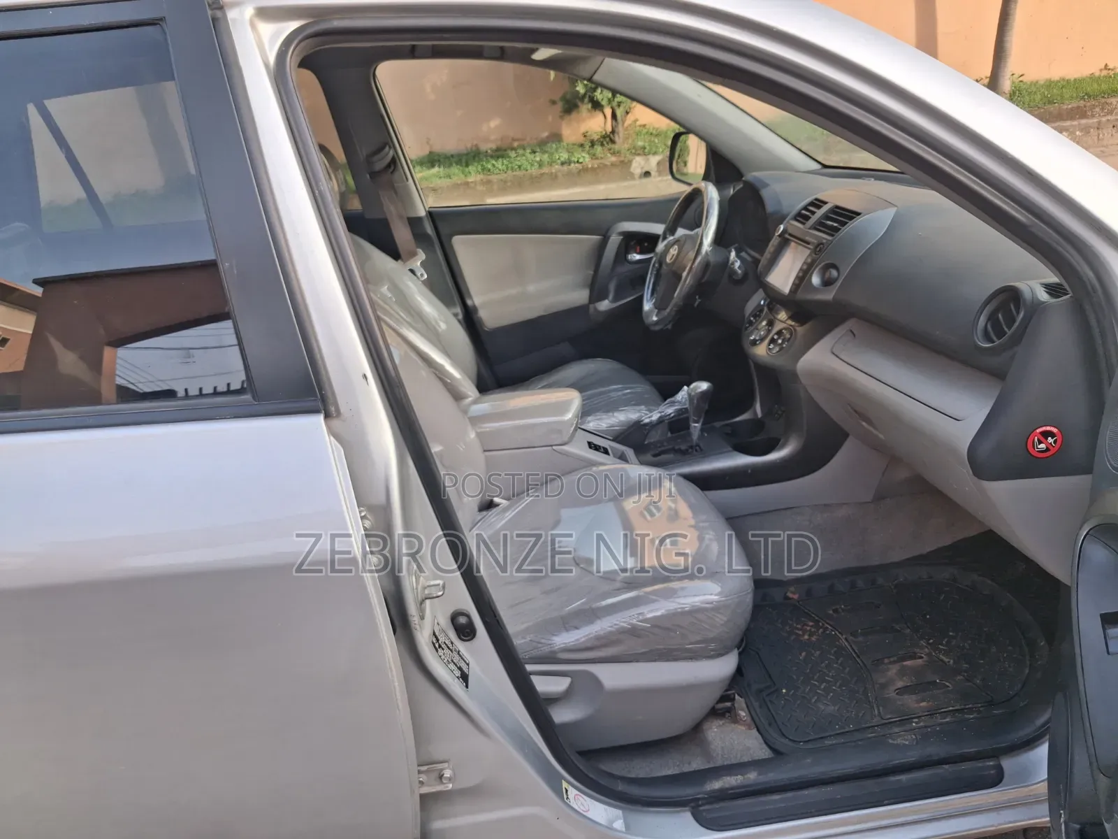 Toyota RAV4 2.5 Limited 2010 Silver