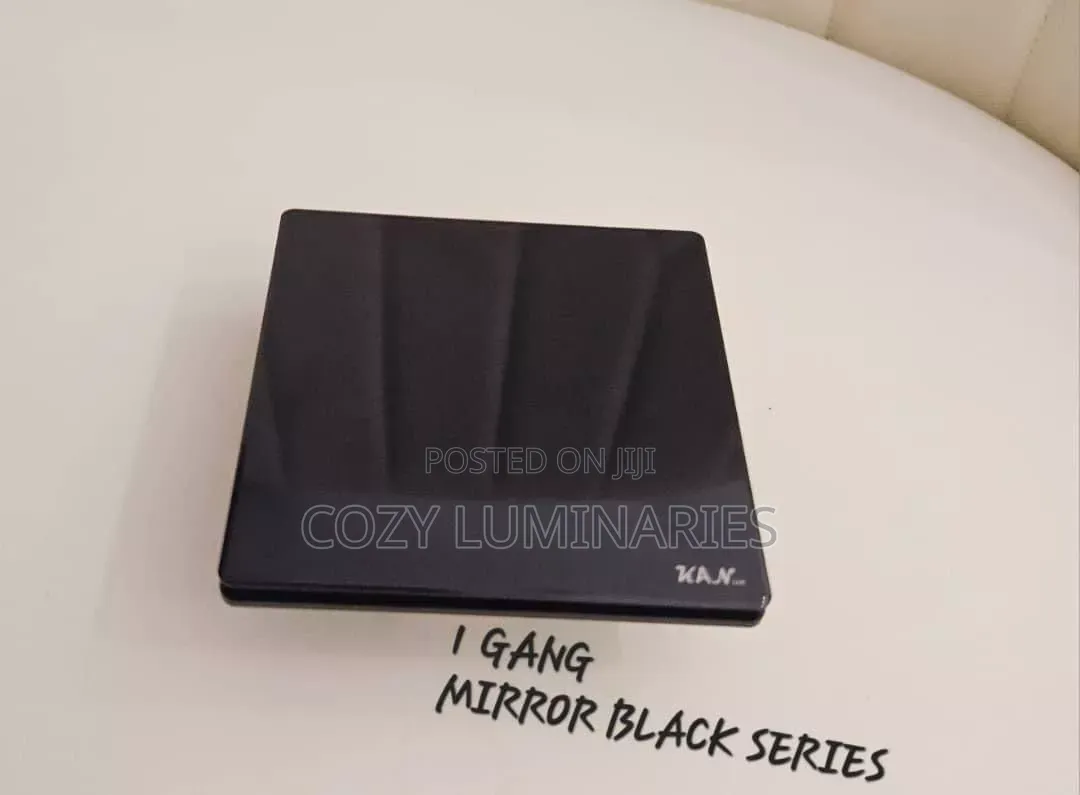Kan Mirror Black Luxury Switch Socket